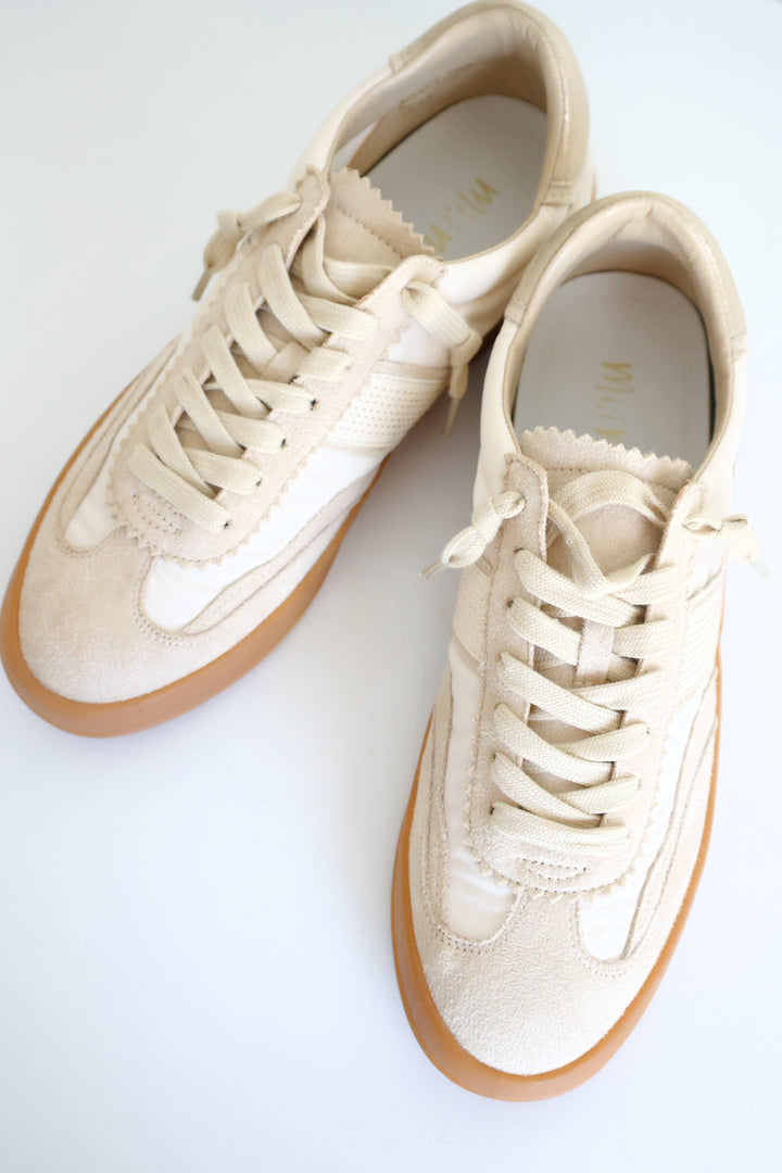 Dixie Sneaker