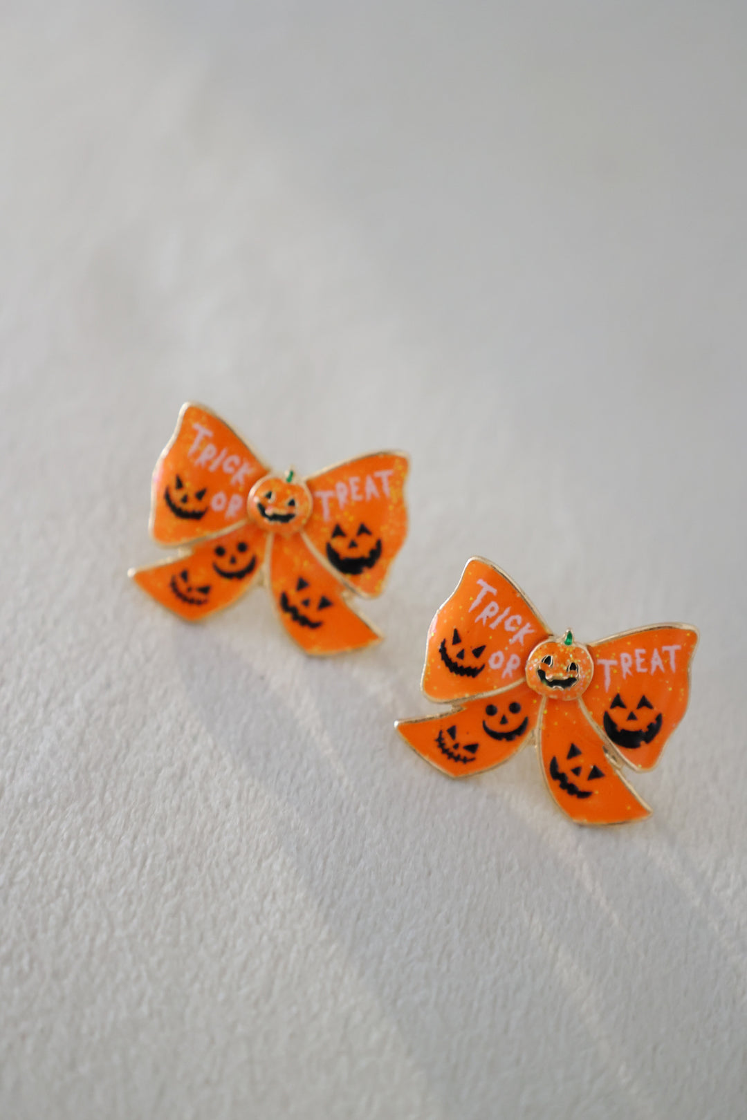 Pumpkin Bow Earring