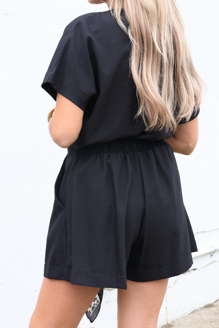 Expo Shorts_(FINAL SALE)