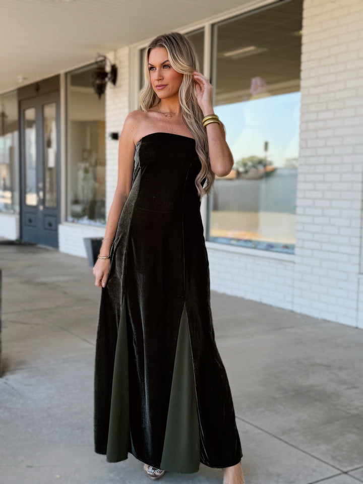 Midnight Oil Maxi Dress (FINIAL SALE)