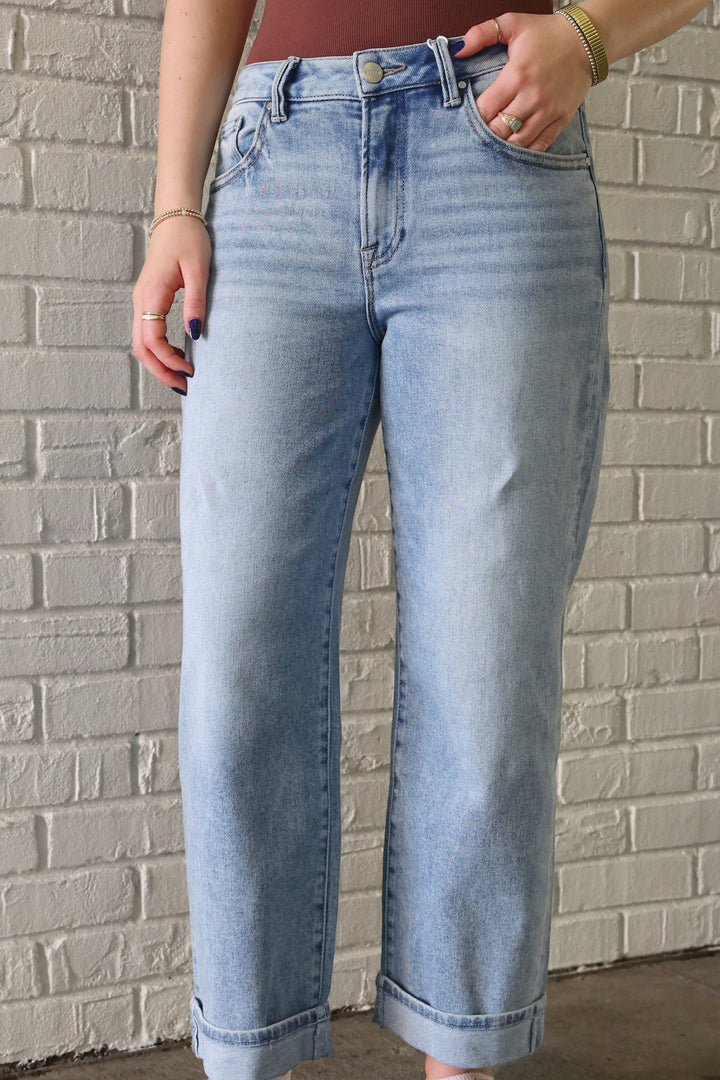 Amy Mid Rise Jeans