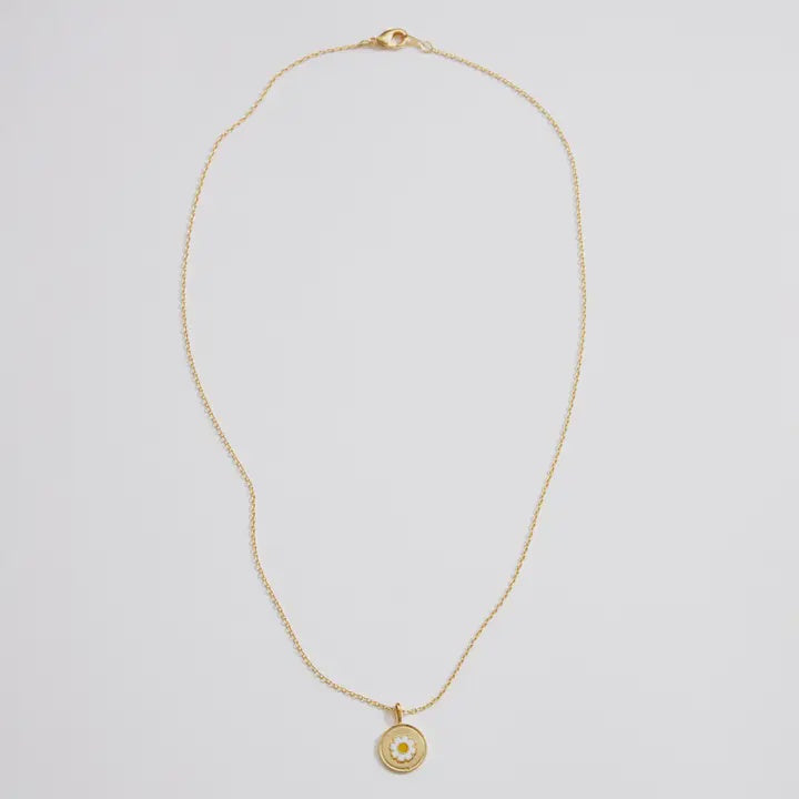 Daisy Pendant Necklace