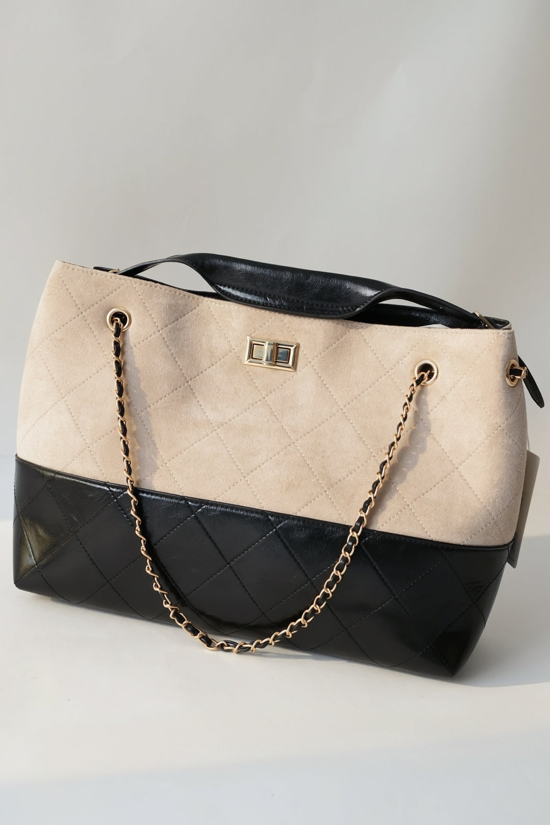 Eliana Tote
