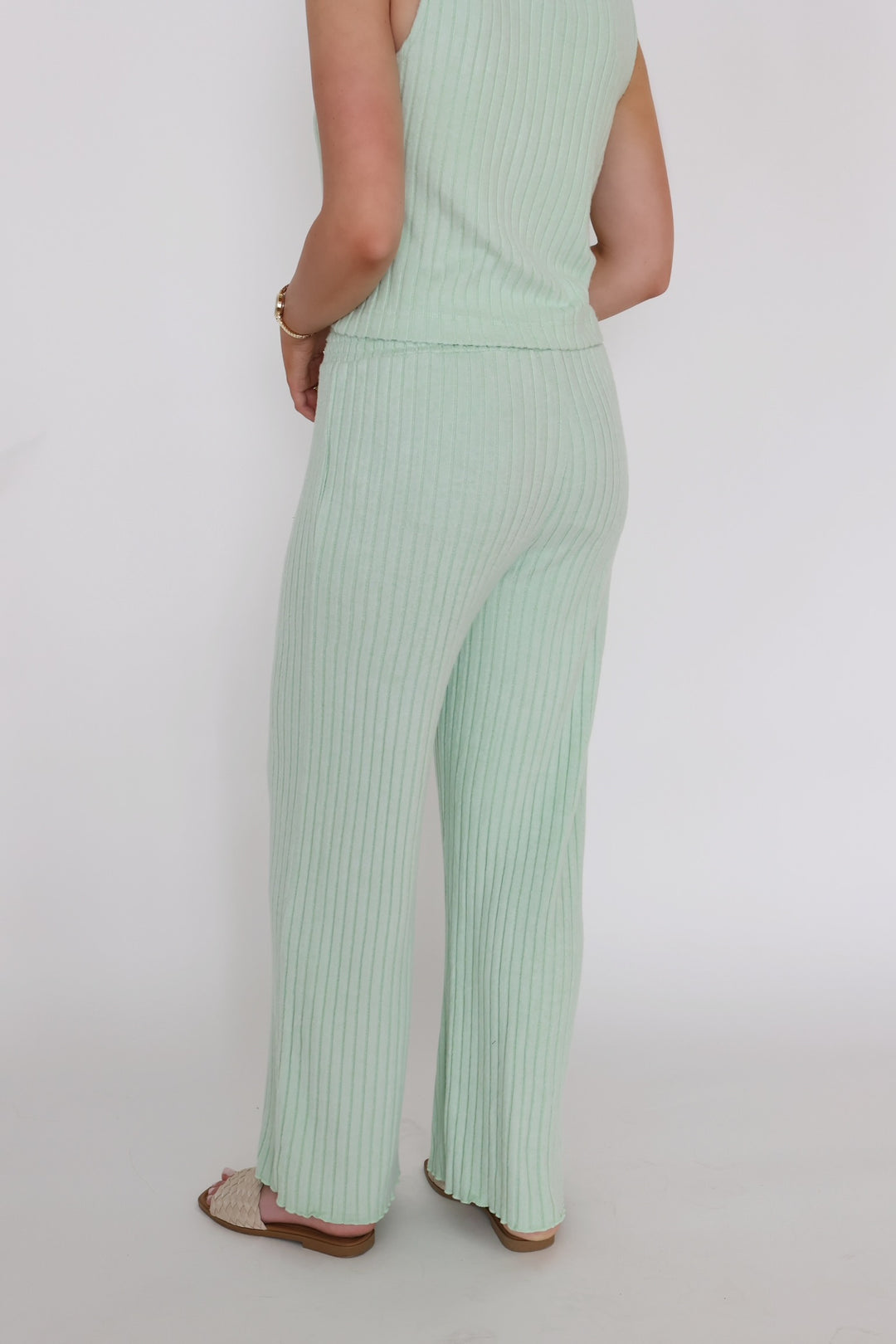 Dawn Smocked Rib Pant- Pistachio