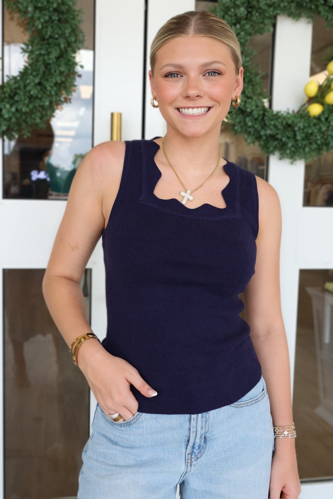 Dahlia Tank - Navy