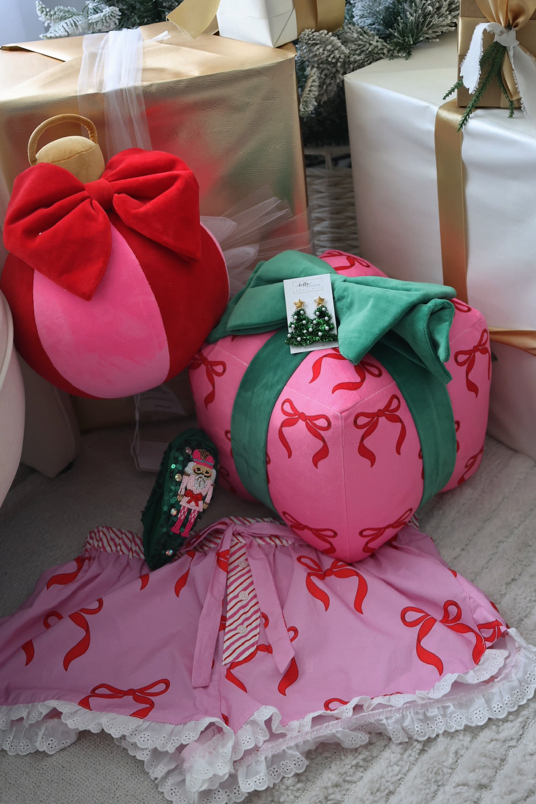 Bow Gift Box Pillow