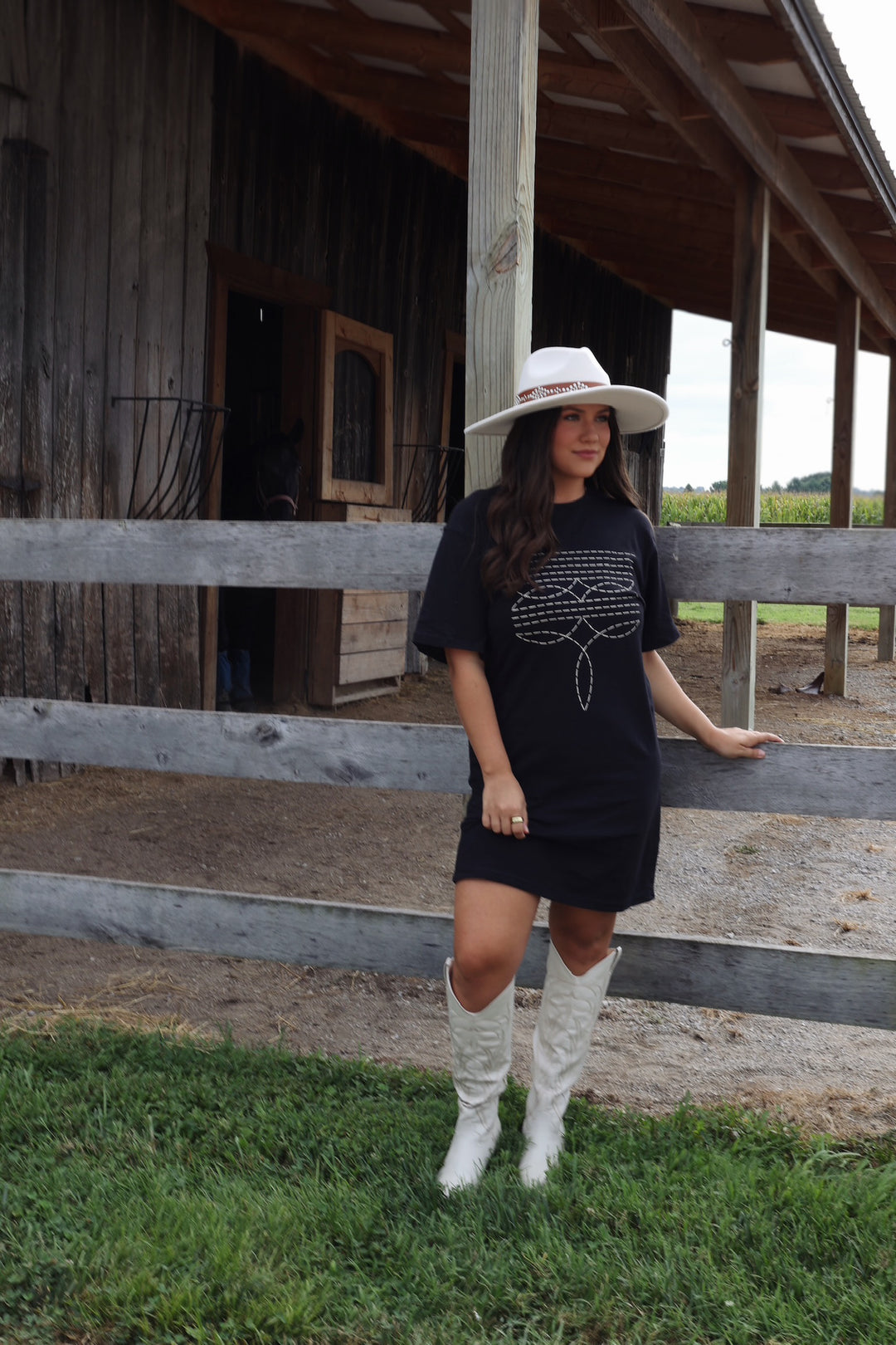 Out West T-Shirt Dress - Black (FINIAL SALE)