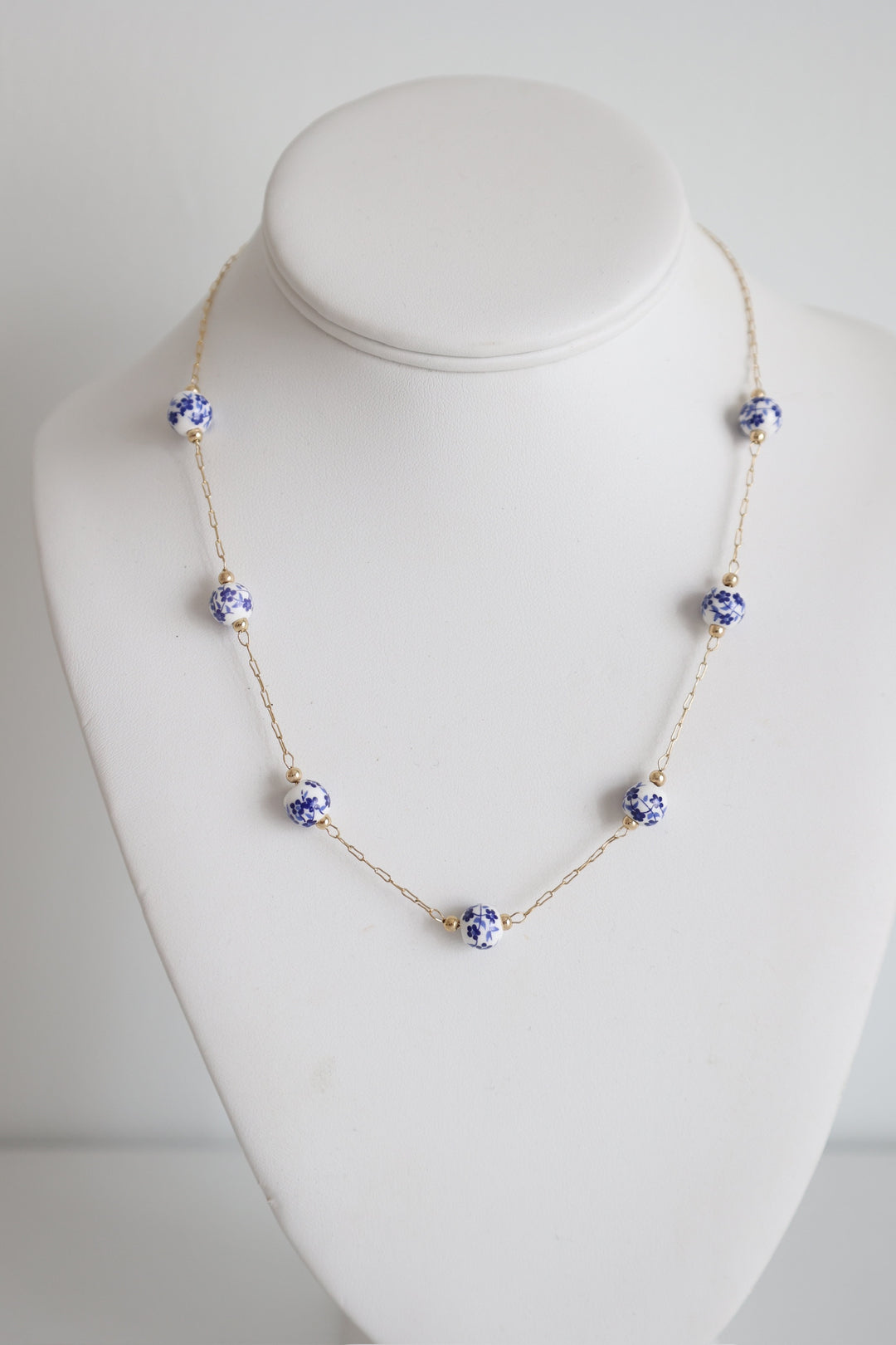 Maggie Floral Necklace
