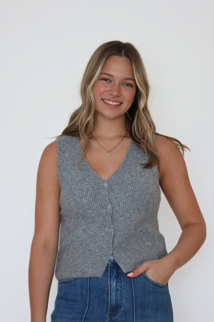 Bryce Sweater Vest_(FINAL SALE)