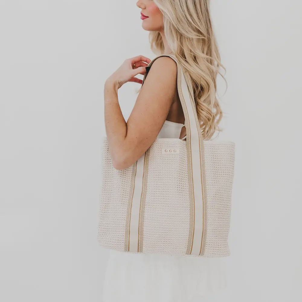 Ruby Raffia Tote
