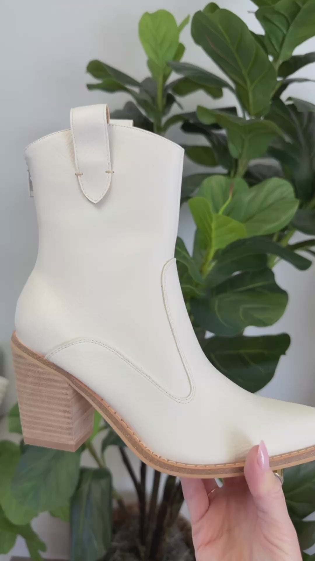 Tara Western Boot-(FINAL SALE)